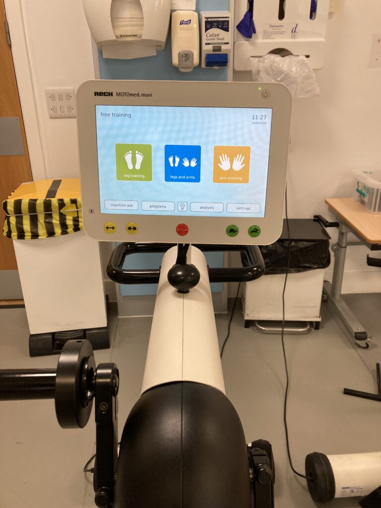 Exercise machine screen