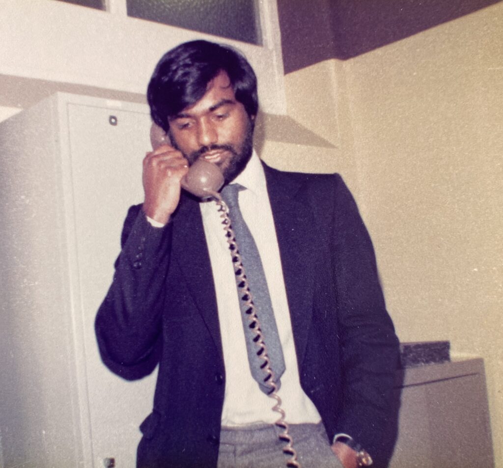 Photo of a young Allen Senivassen